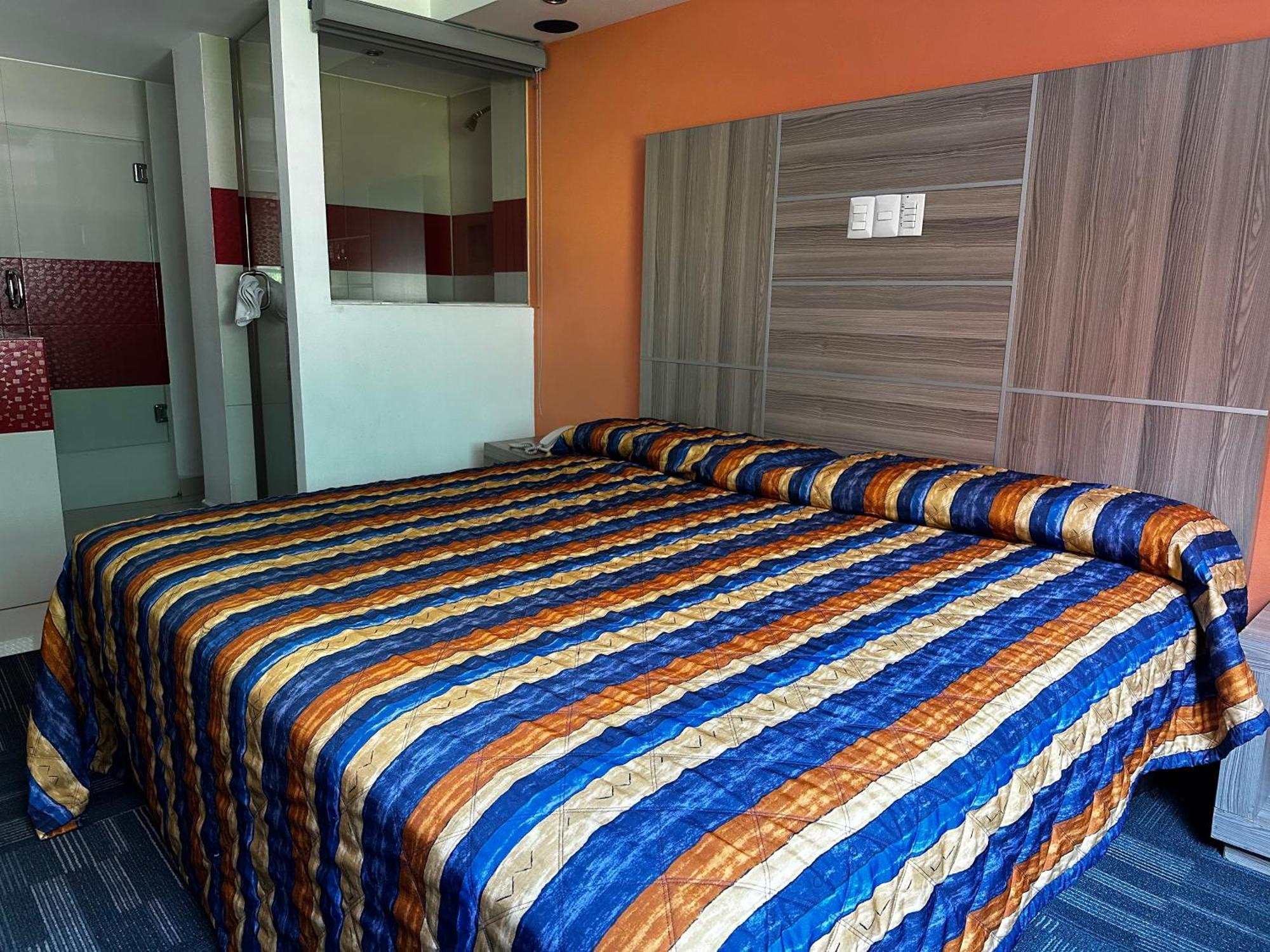 Hotel Rossel Plaza — Fotos 3